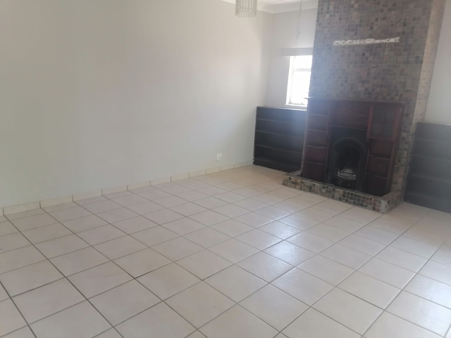 3 Bedroom Property for Sale in Noordhoek Free State